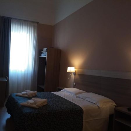 Hhb Hotel Флоренція Екстер'єр фото