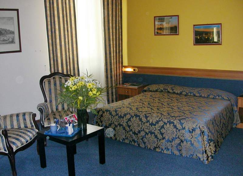 Hhb Hotel Флоренція Номер фото