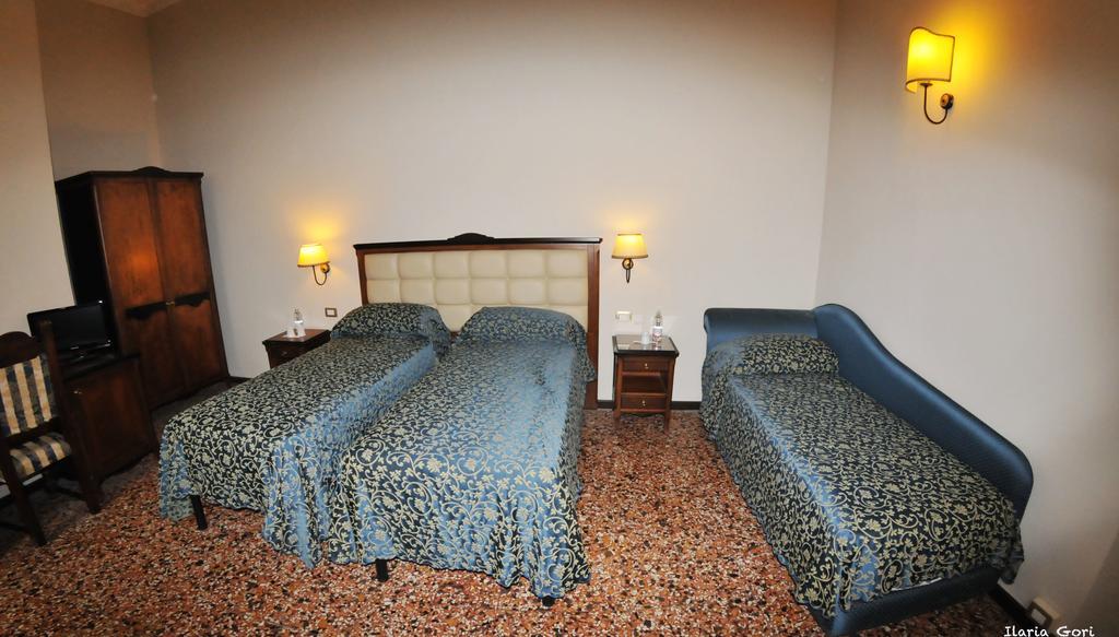 Hhb Hotel Флоренція Екстер'єр фото