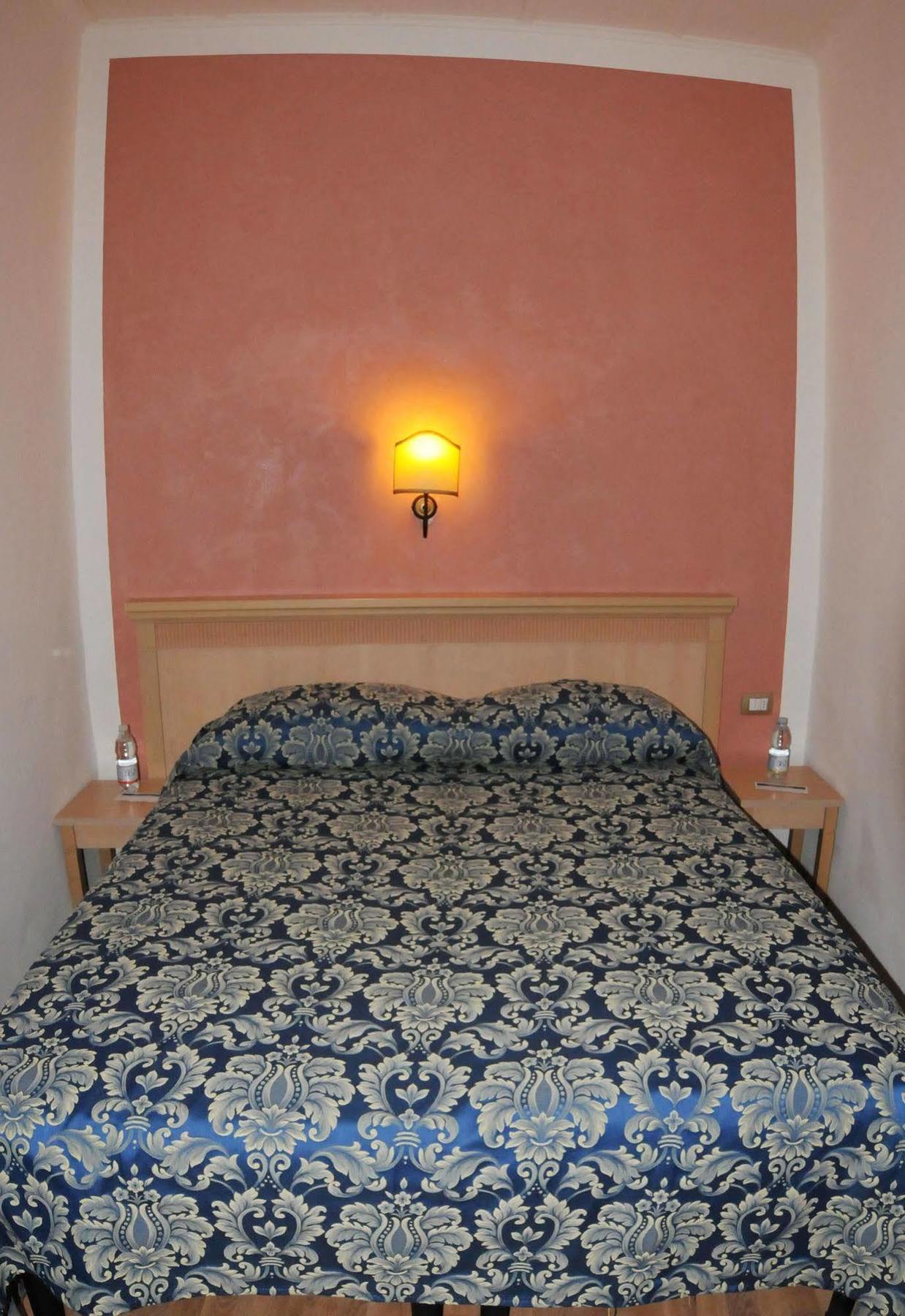 Hhb Hotel Флоренція Екстер'єр фото