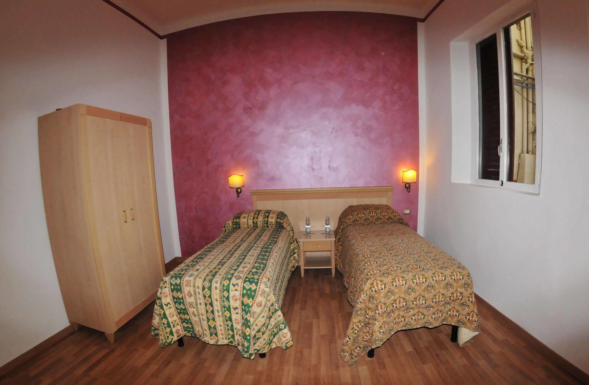 Hhb Hotel Флоренція Екстер'єр фото