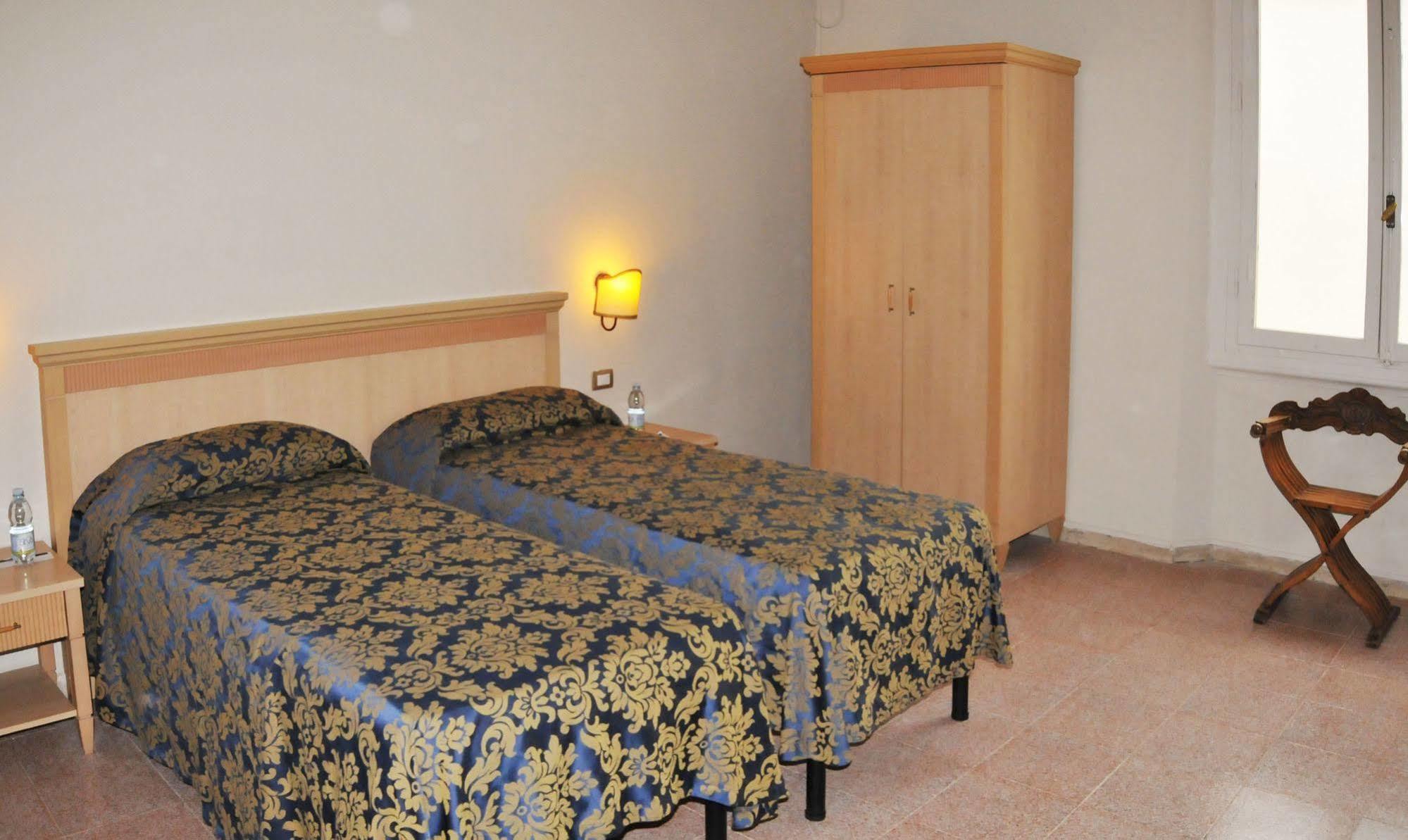 Hhb Hotel Флоренція Екстер'єр фото