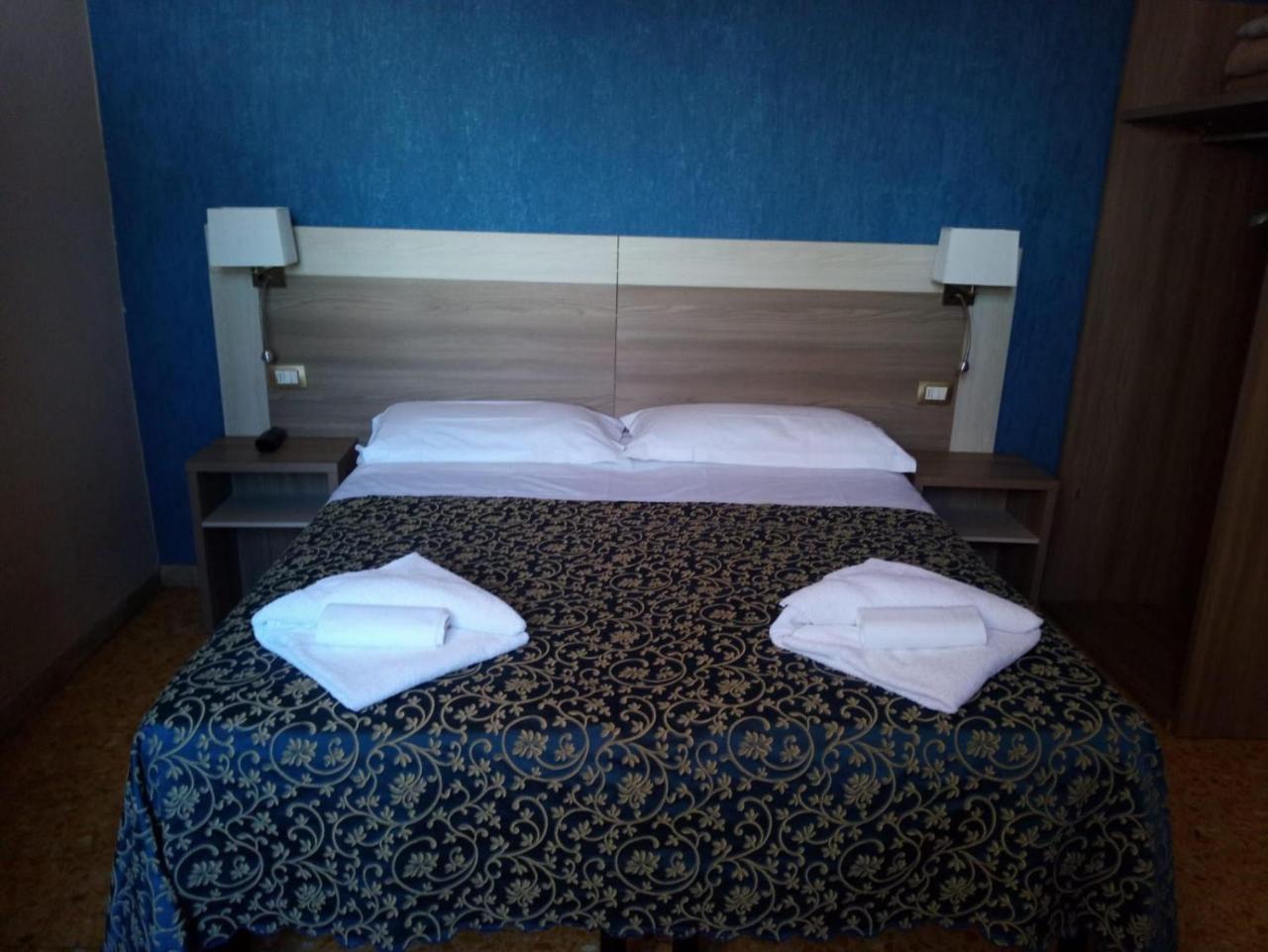 Hhb Hotel Флоренція Екстер'єр фото