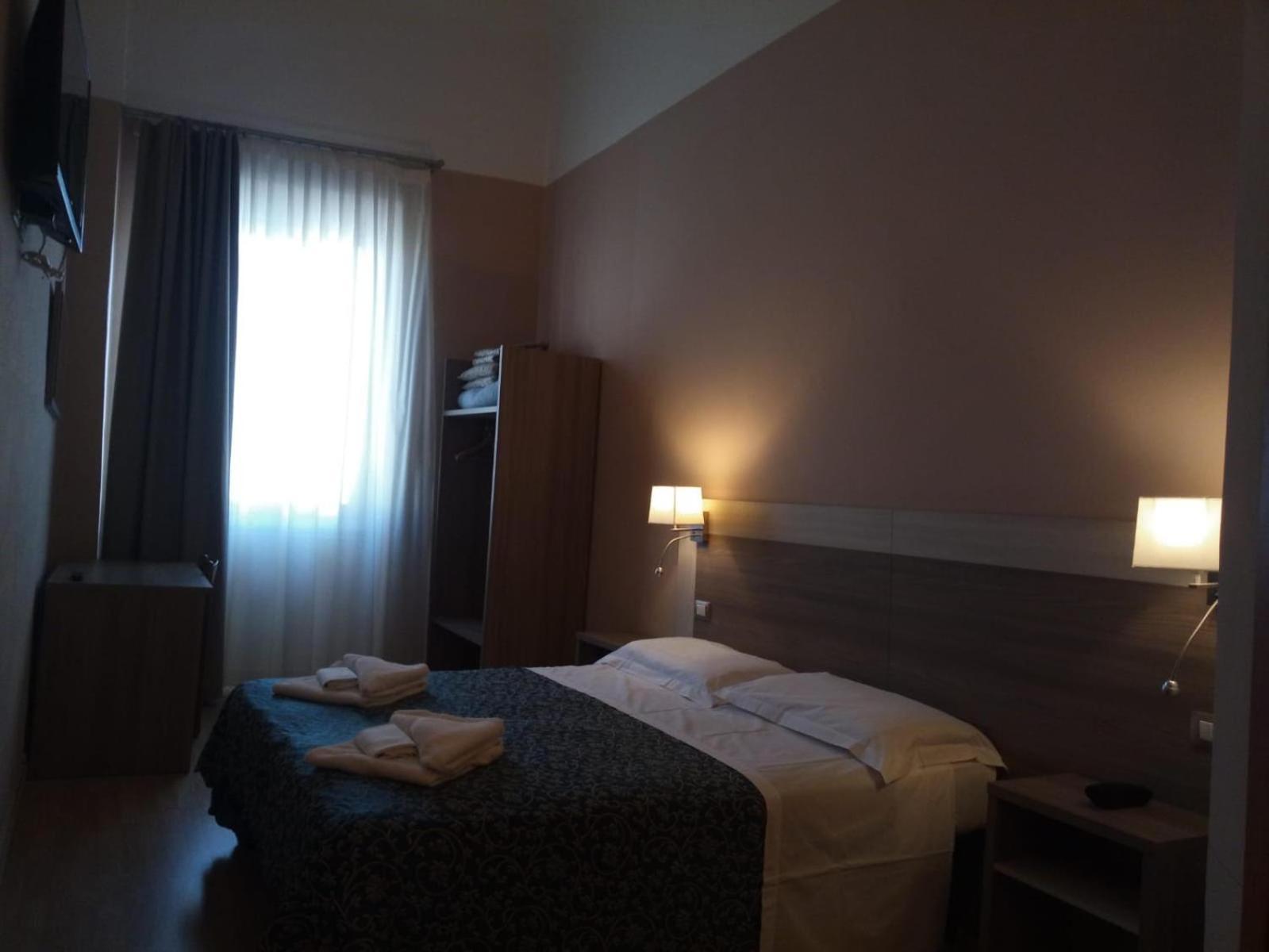 Hhb Hotel Флоренція Екстер'єр фото