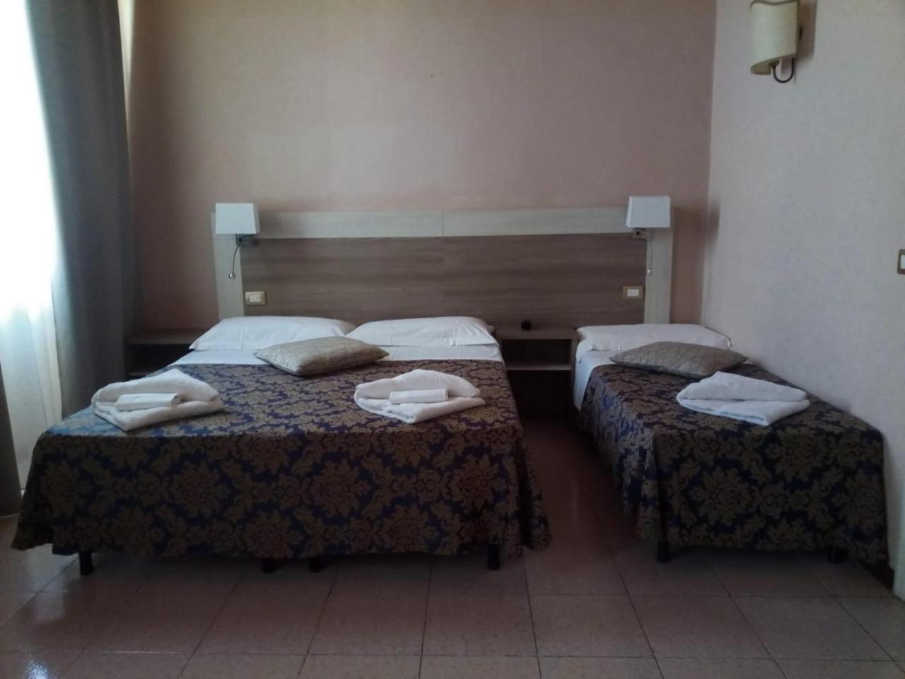 Hhb Hotel Флоренція Екстер'єр фото