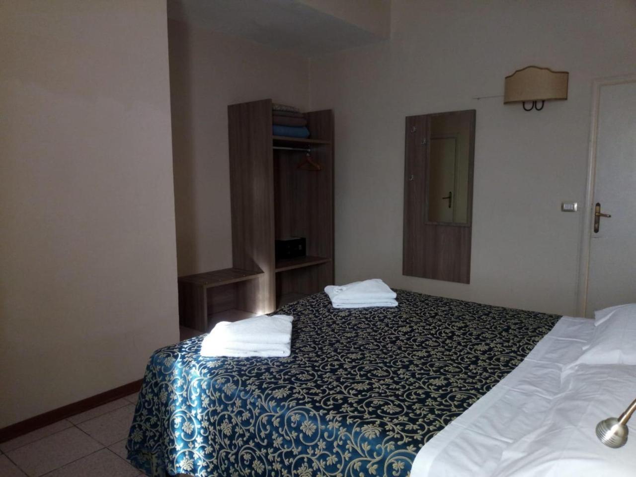 Hhb Hotel Флоренція Екстер'єр фото