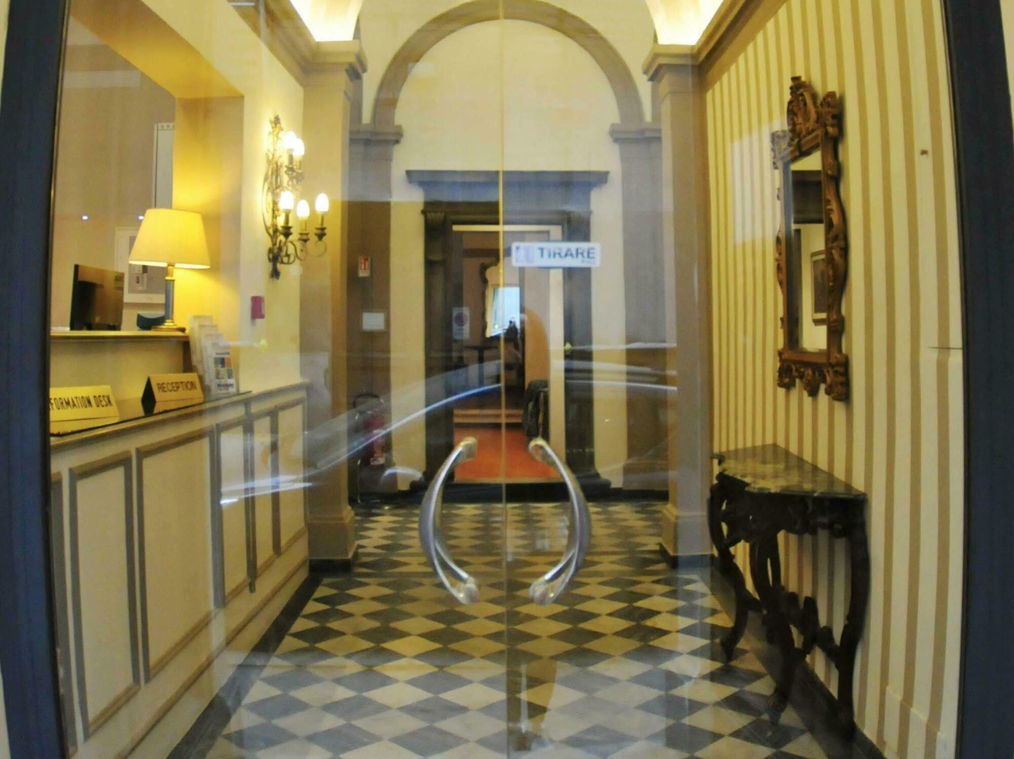 Hhb Hotel Флоренція Екстер'єр фото